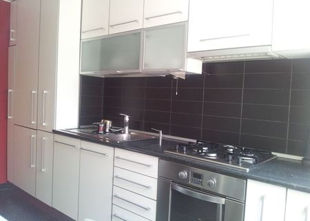 apartament 3 camere