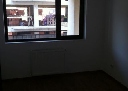 Apartament 3 camere, 54.000 E