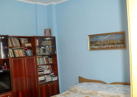 apartament 3 camere 63 mp