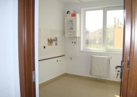 Apartament 3 camere 72 mp Apartament 3 camere 72 mp