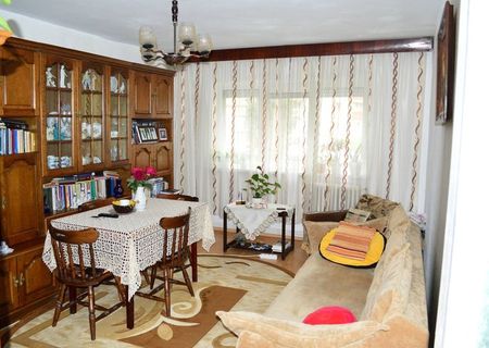 Apartament 3 camere, 73mp, Pipirig