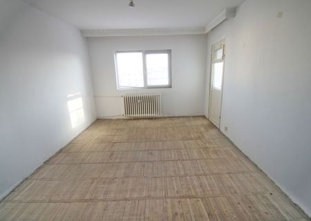 Apartament 3 camere, 73mp, zona FAR Apartament 3 camere, 73mp, zona FAR