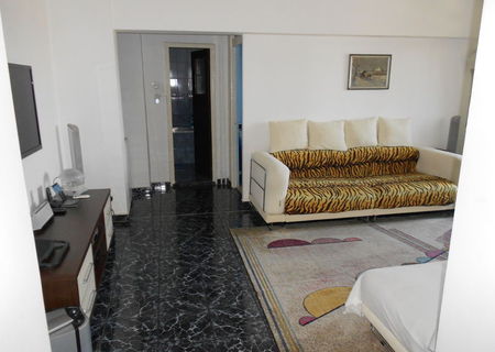 apartament 3 camere Auchan Titan