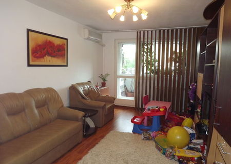 apartament 3 camere Bucur Obor