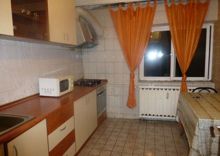 apartament 3 camere de inchiriat Vitan Mall
