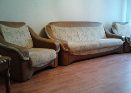 apartament 3 camere decomandat Fizicienilor(Salajan)