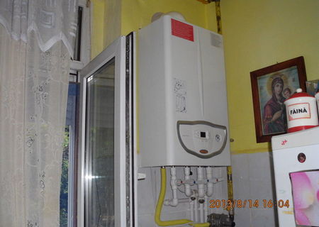 Apartament 3 camere, decomandate, central Apartament 3 camere, decomandate, central