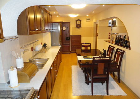Apartament 3 camere I.C.F.