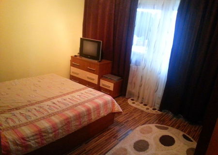 Apartament 3 camere Mall Vitan Zizin