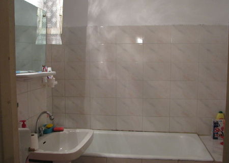 Apartament 3 camere, Racadau