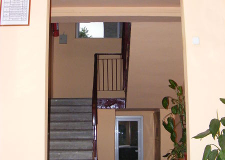 APARTAMENT 3 CAMERE TIP PC