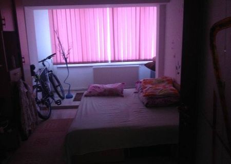 Apartament 3 camere zona Racadau 350 euro