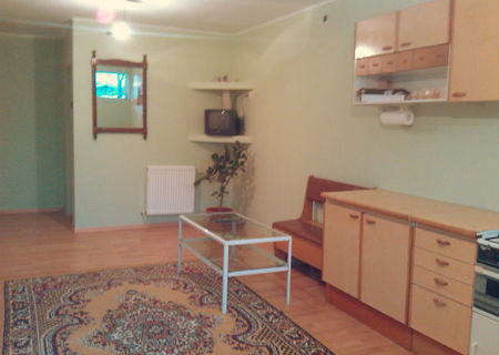 Apartament 3 camere, zona rahova