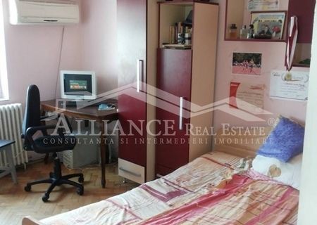 Apartament cu 2 camere, zona Podul de Fier Apartament cu 2 camere, zona Podul de Fier