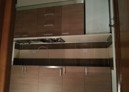 APARTAMENT DE INCHIRIAT 2  CAMERI+Bucatarie, bae si balcon
