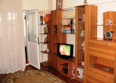 Apartament de vanzare, 2 camere, Rm.Valcea Apartament de vanzare, 2 camere, Rm.Valcea