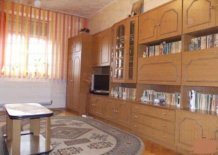 Apartament de vanzare bloc rusesc 2 camere