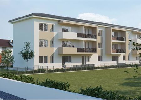 Apartament mare, finisat deosebit, 2 bai, curte proprie 120 mp