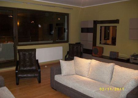 Apartament Sisesti foarte convenabil