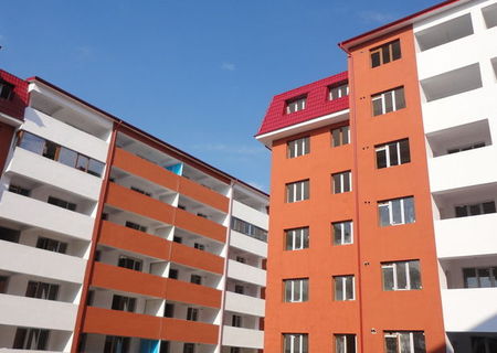 Apartament spatios 2 camere, semidecomandat, etaj intermediat Apartament spatios 2 camere, semidecomandat, etaj intermediat