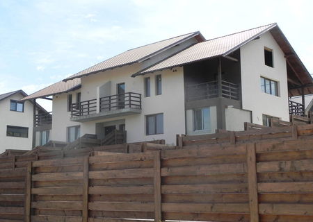 Apartamente noi in bloc tip vila de la 43000 euro Apartamente noi in bloc tip vila de la 43000 euro