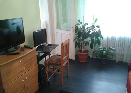 Apertament 2 camere decomandate zona dacia