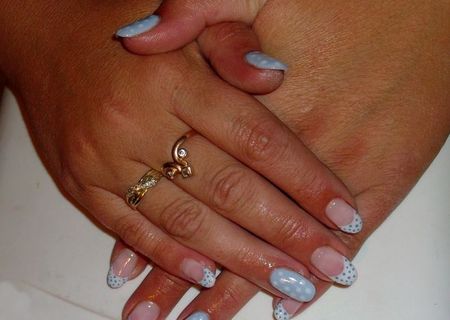 Aplic Unghii cu Gel Aplic Unghii cu Gel