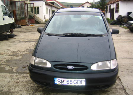 autoturism ford galaxi