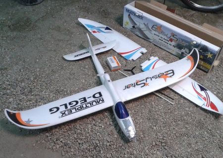 Avion RC EasyStar