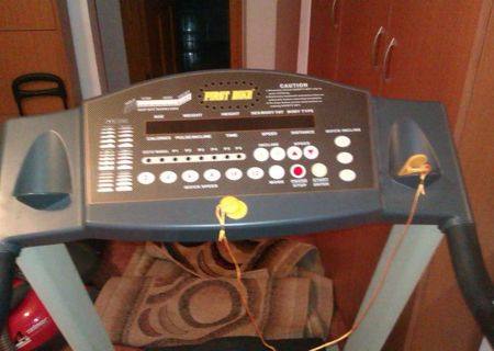 Banda alergare Semiprofesionala First Bike TM 5050 Banda alergare Semiprofesionala First Bike TM 5050