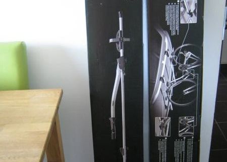 Bare transversale + suport schi / snowboard THULE Bare transversale + suport schi / snowboard THULE