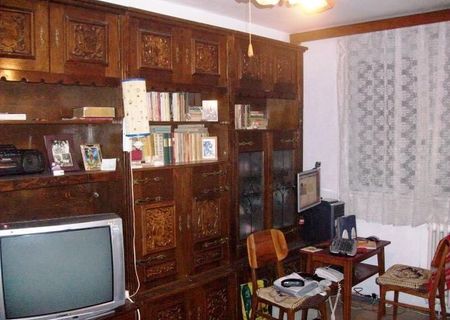 Berceni - 4 camere decomandat, etaj 2