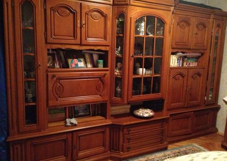 biblioteca din lemn de cires