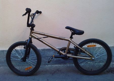 Bicicleta BMX