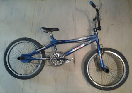 Bicicleta BMX