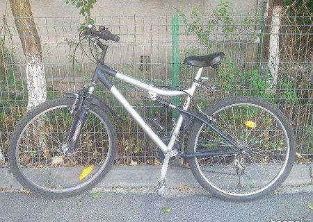 Bicicleta de vanzare