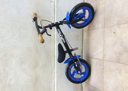 Bicicleta fara pedale, pentru echilibru