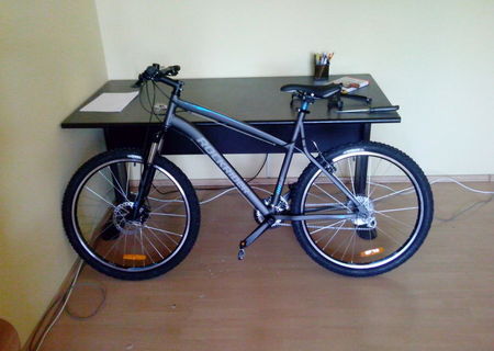 Bicicleta hardtail Rockrider 5.2