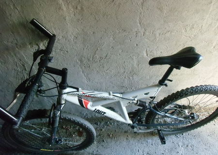 BICICLETA MTB 21 VITEZE