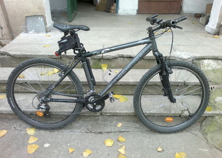 Bicicleta Rockrider 5.2
