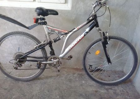 Bicicleta Rocky profesionala