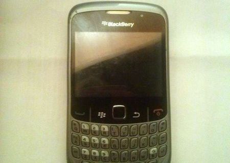 Blackberry 8520