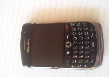 Blackberry 8900