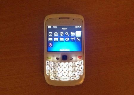 Blackberry Curve 8520 alb