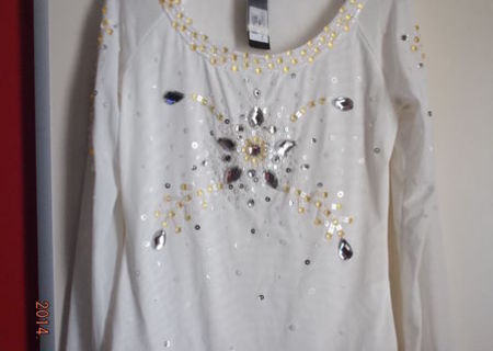 BLUZA CU PIETRE