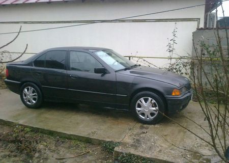 BMW  318 i