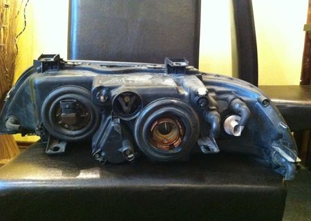 bmw  e 39 far dreapta stare impecabila
