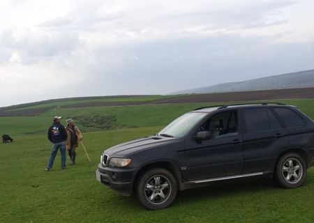Bmw X5 > accept si schimburi auto sau TERENURI in iasi Bmw X5 > accept si schimburi auto sau TERENURI in iasi