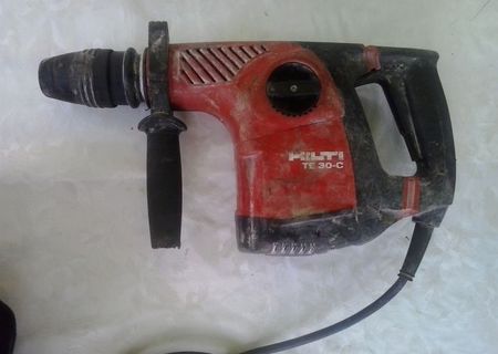 Bormasina HILTI T-30 multifunctionala:pican, rotopercutor. inversor. Pentru alte detali la telefon