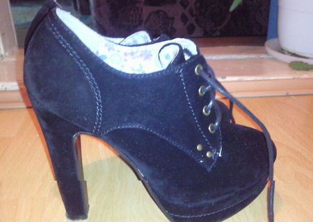 botine negre cu toc